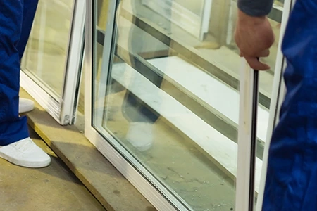 Commercial Glass Repair Technician in South Miami Heights, FL